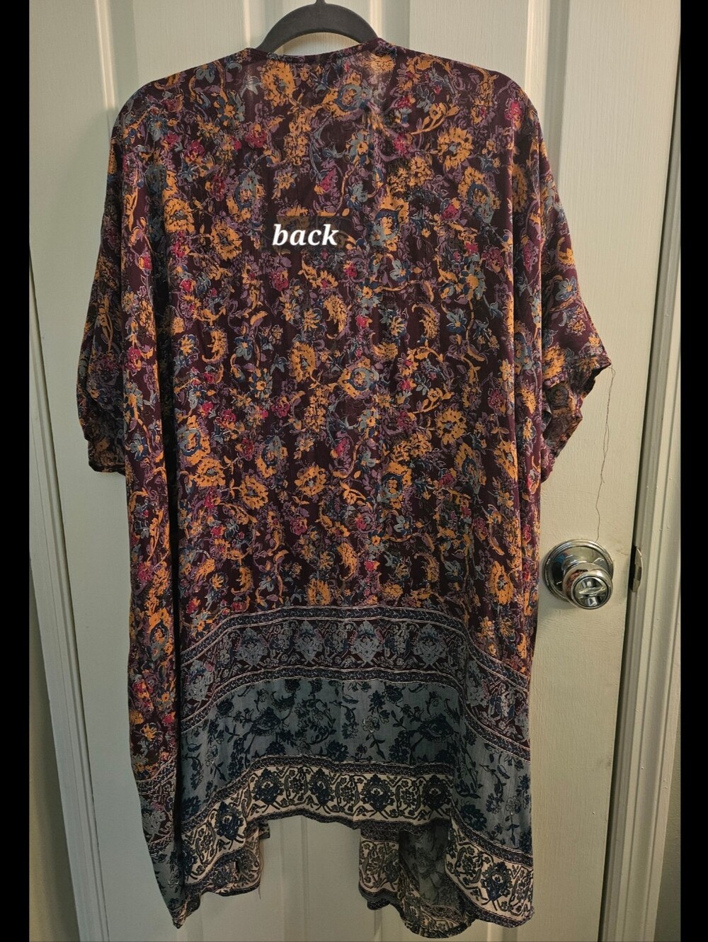 Angie Robe - Picture 5 of 7